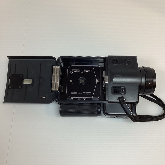 Chinon 213 XL Camera Made In Japan 274782
Read : Pre- owned condition, unable - Picture 10 of 12
